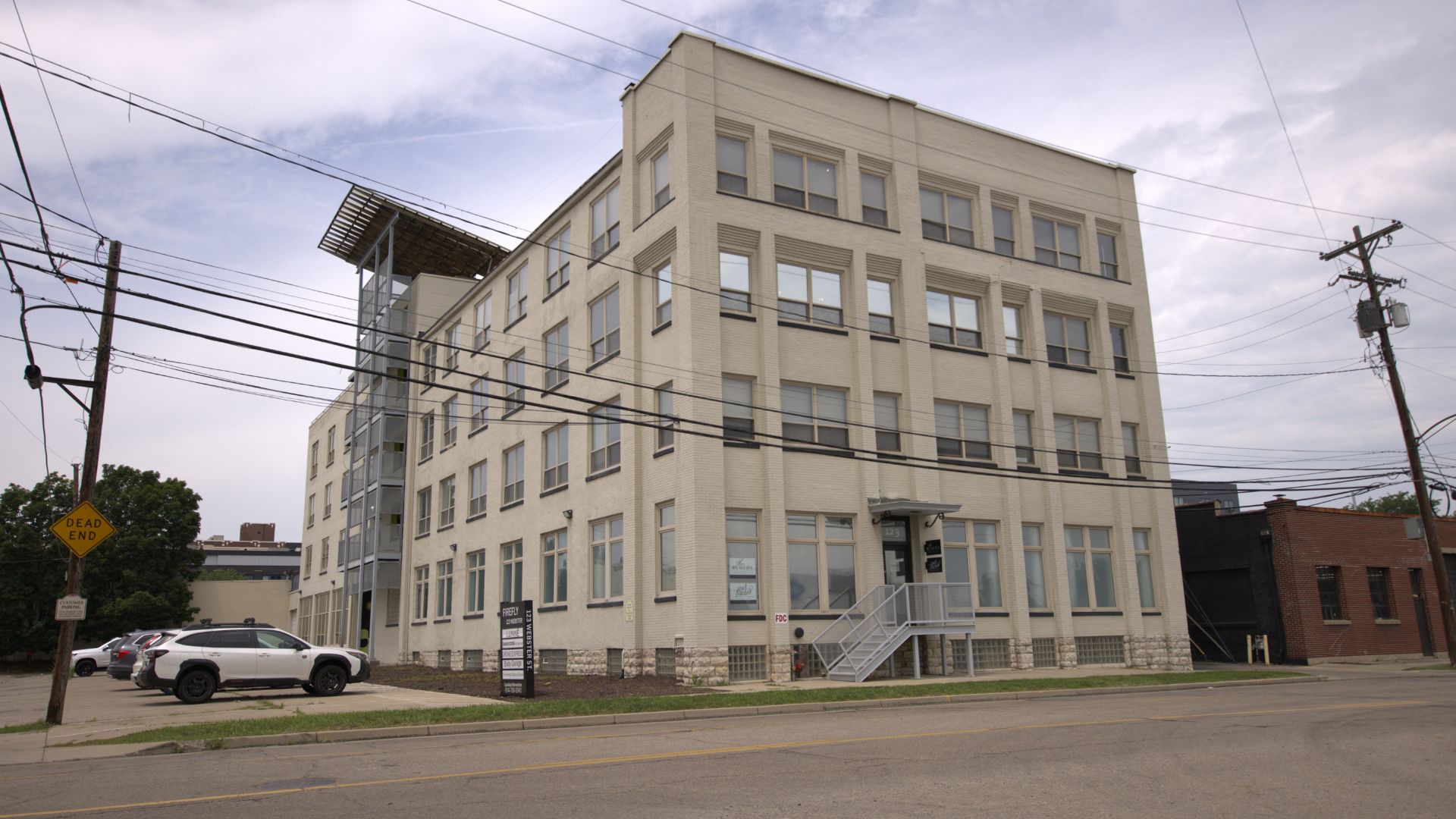 Benefits of Professional Retouching for Commercial Property-1