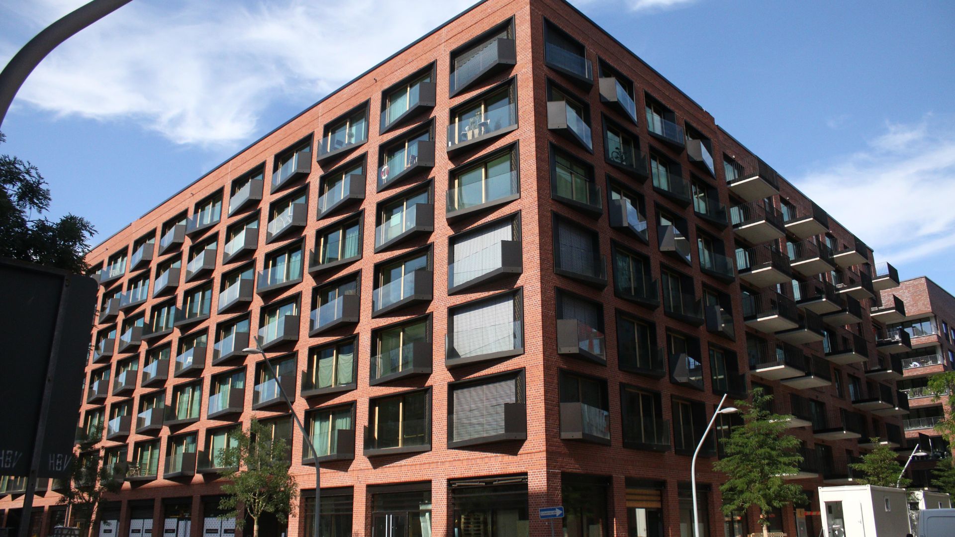 What is Commercial Real Estate Retouching?