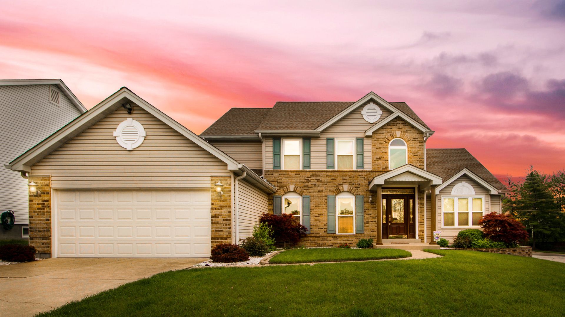 Why Exterior Design Matters in Real Estate Photography