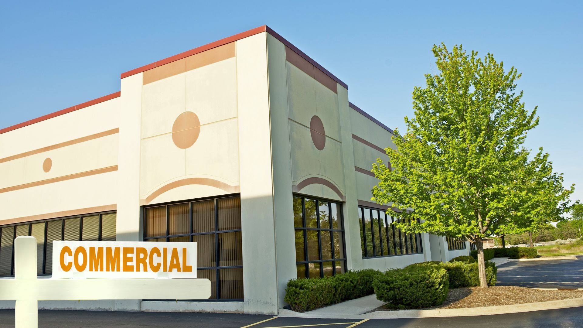 How to Boost Commercial Property Sales with Photos